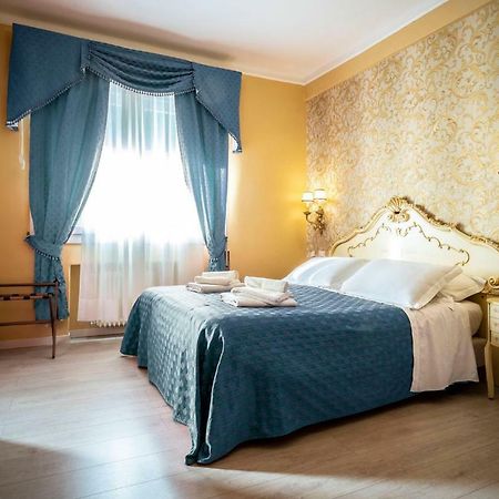 La Bauta Bed & Breakfast Mestre Bagian luar foto