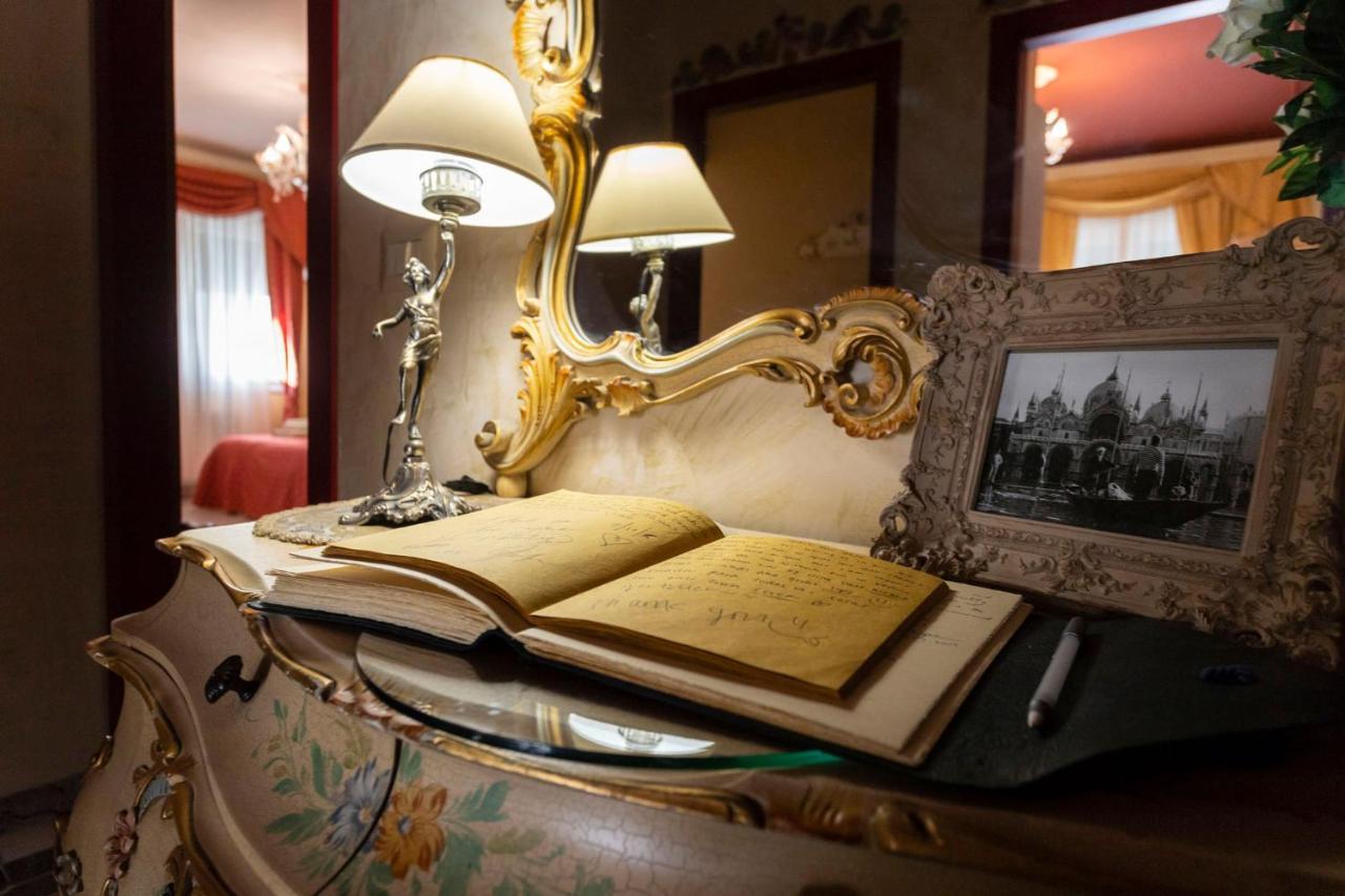La Bauta Bed & Breakfast Mestre Bagian luar foto